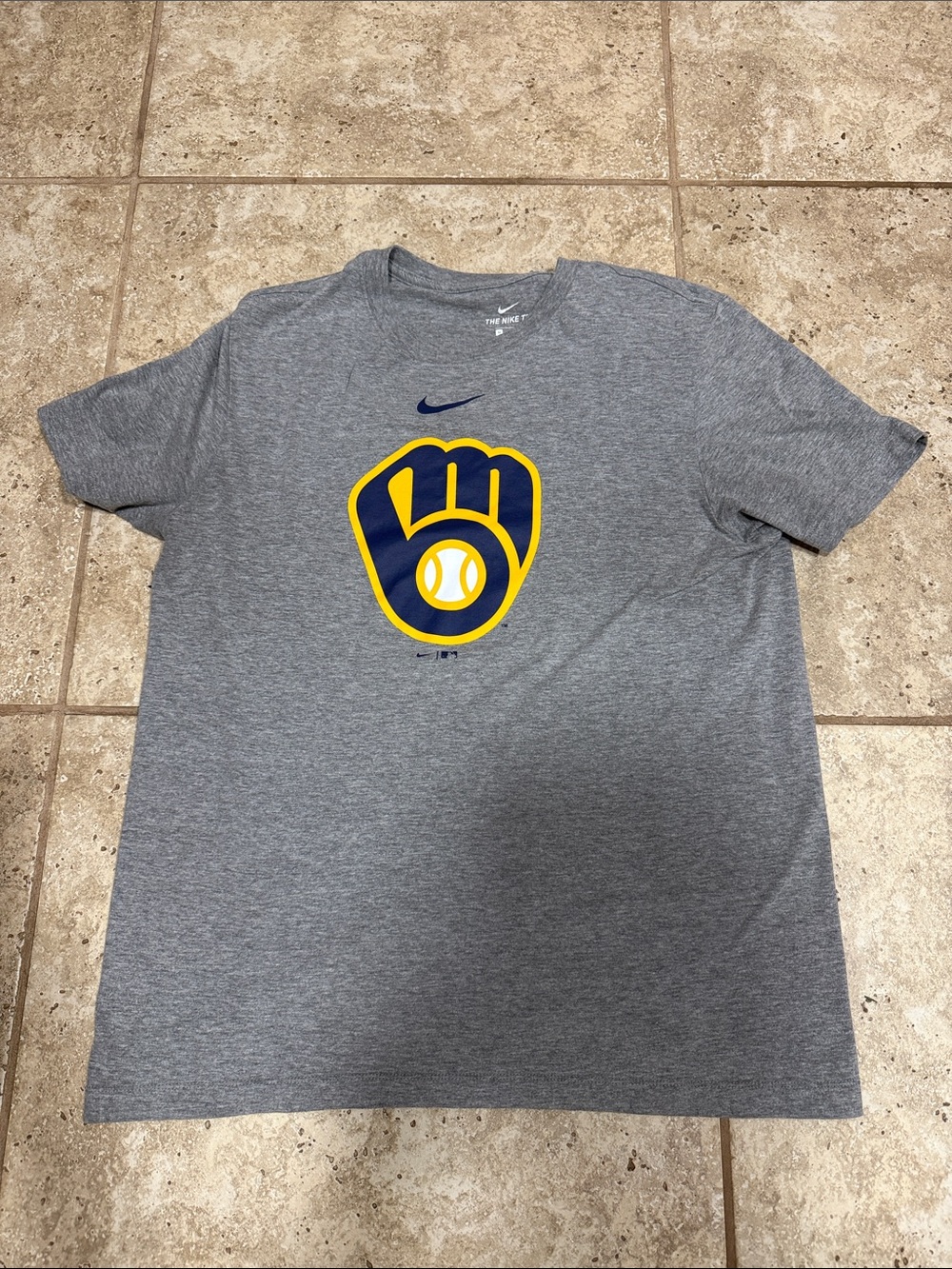 Nike Gray Milwaukee Brewers Logo Mens Size Medium